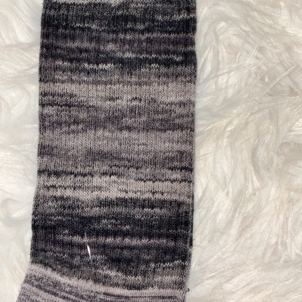 Bombas Black and Gray Patterned Socks. EUC